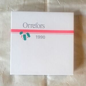 Orrefors Scandinavian Crystal 2.5" Christmas HOLLY Figurine Ornament 1990 - Box